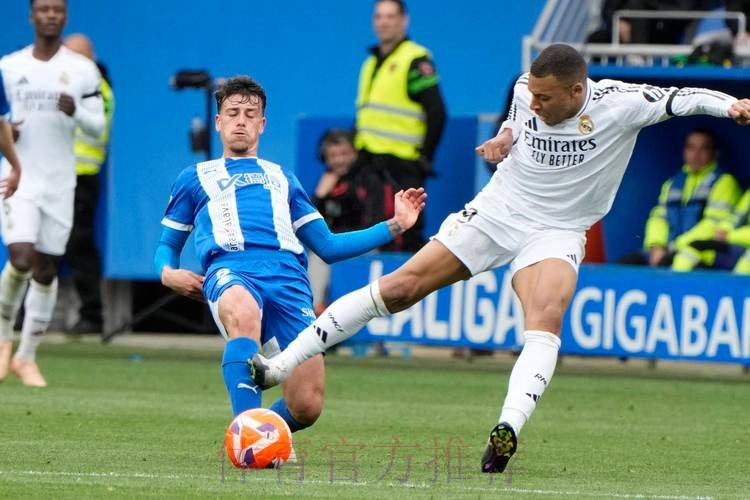 布兰科：姆巴佩已经道歉 这种铲球比赛中可能发生